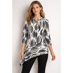 Chico's Travelers Top Women's Sz M Black White Asymmetrical 3/4 Sleeve Zip Neck